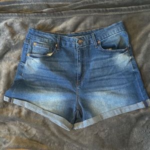 No Boundaries size 15 jean shorts